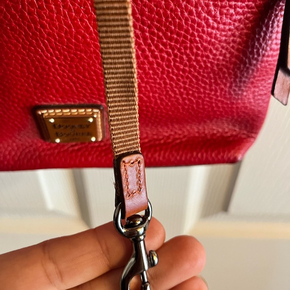 Dooney and Bourke Crossbody Purse Red - Picture 5 of 8